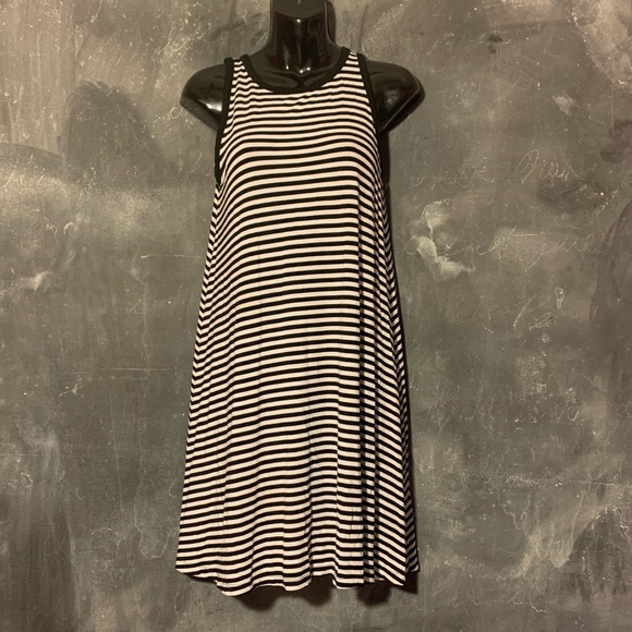 Old Navy Black and White Striped Sleeveless Dress - Picture 1 of 4